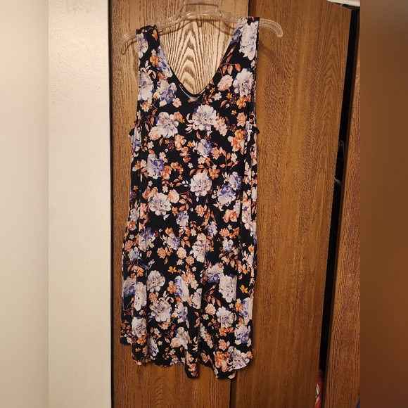 Maurices Dresses & Skirts - 24/7 Floral Sleeveless Dress